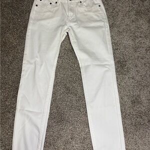 Stylish Umgee White Jeans size 29
